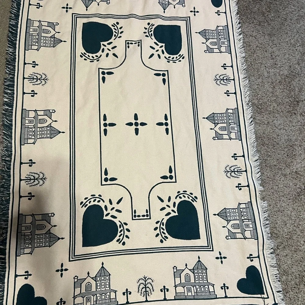 Green and Cream Tapestry Throw Blanket, Vintage